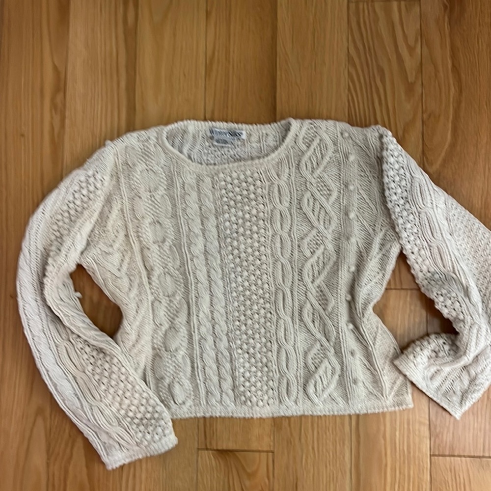 Vintage crop sweater